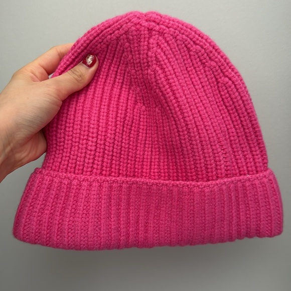 Moncler pink beanie - Picture 3 of 3
